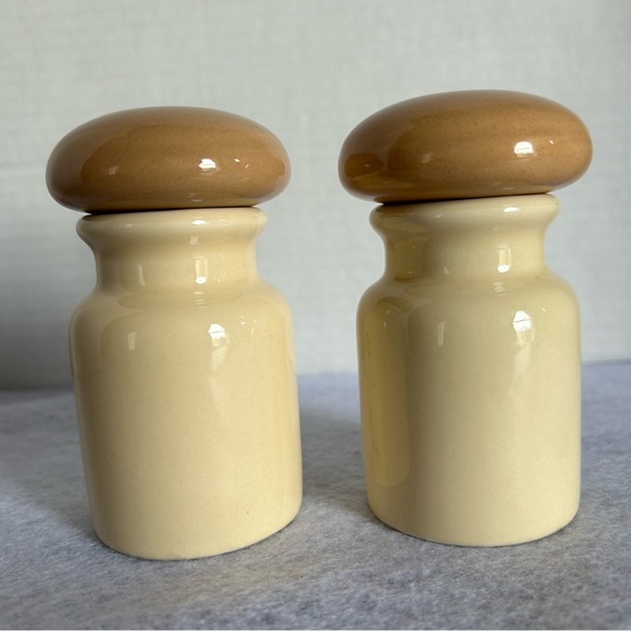 Vintage Pomerantz Stoneware Spice Jars - Picture 2 of 5